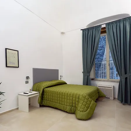 Il Tesoro Smart Suite & Spa Napels Buitenkant foto